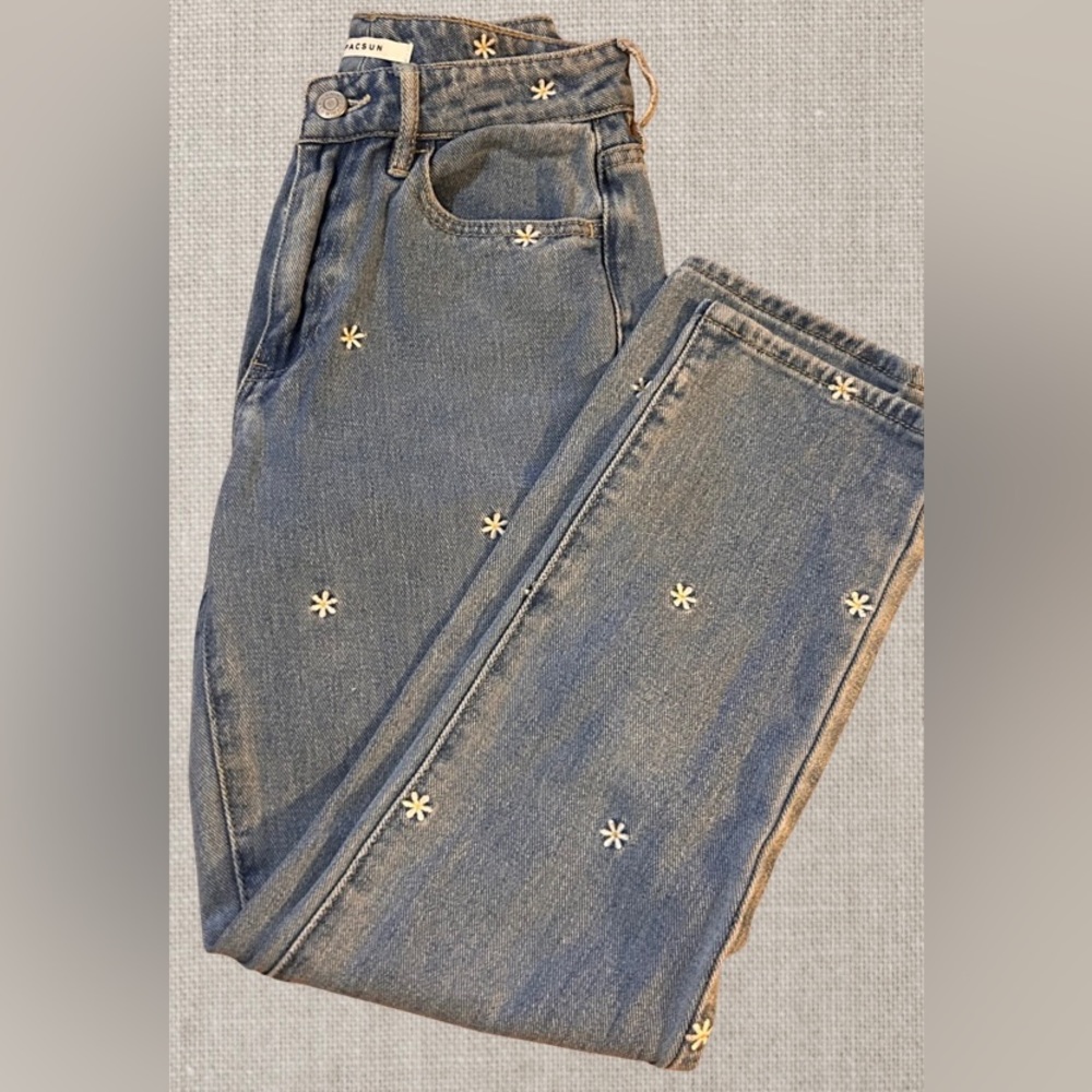 Pacsun Women’s Raining Daisy Mom Jeans Embroidered High Rise Bohemian Size 23